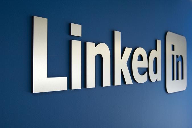Open LinkedIn links in your Mac&nbsp;contacts